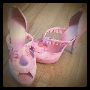 Pink ruffles heels