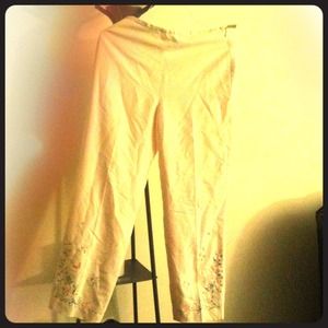 Ivory slacks with flower embroider