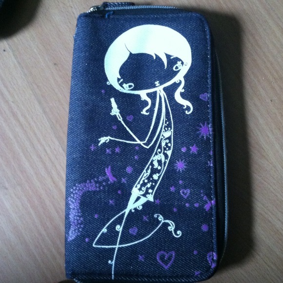 Denim wallet with cute design