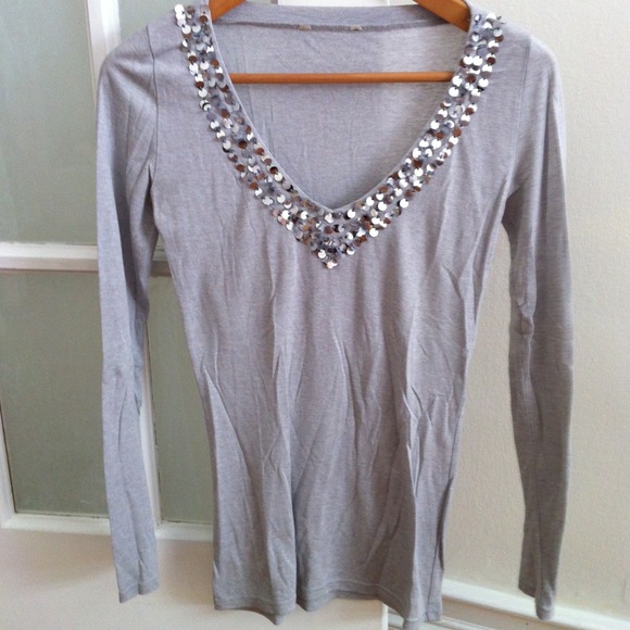 Grey tee - Picture 1 of 2
