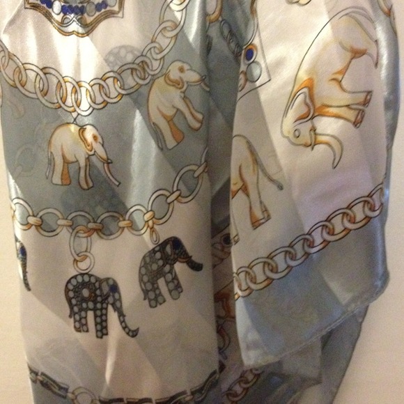 Elephant scarf