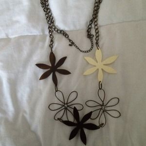 Floral necklace