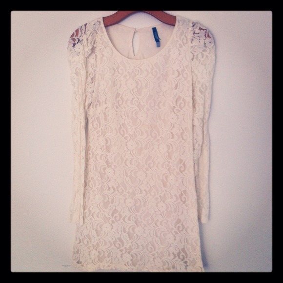 Lace dress