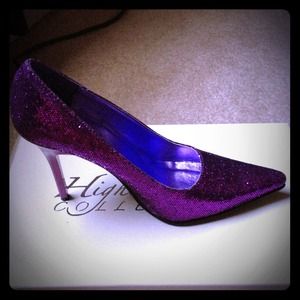 Purple pumps 6.5