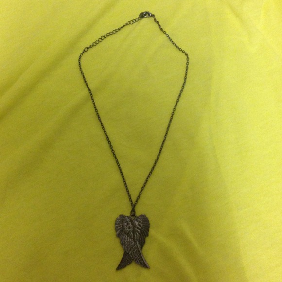 Wings necklace
