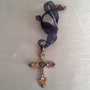 💢SOLD💢Blue Cross Necklace