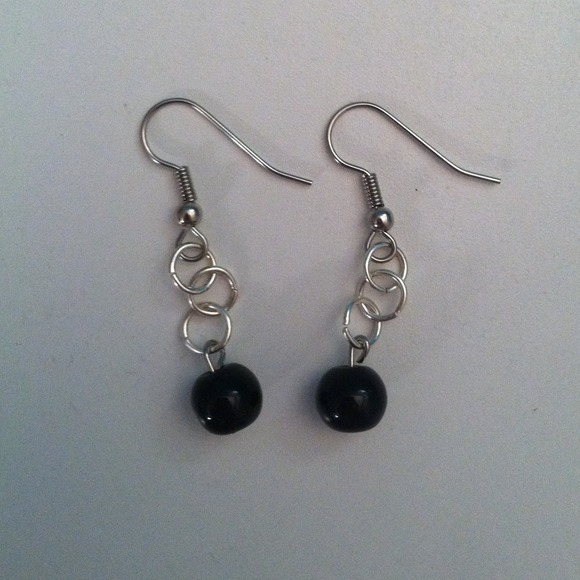 Dangle earrings - Picture 2 of 2