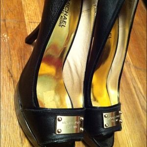 Michael Kors vintage pumps