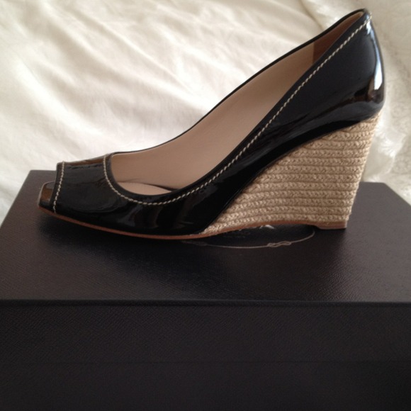 Prada wedge pump - Picture 3 of 4