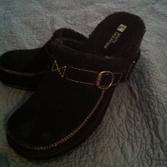White mountain suede clog shoes with buckle