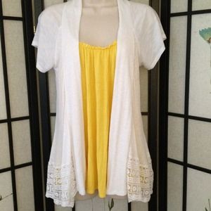 🌀RESERVED for rek78🌀 White Short Sleeved Cover