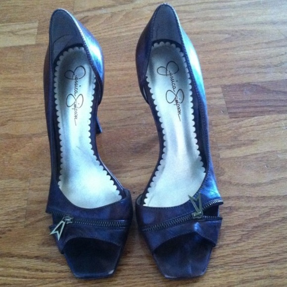 Jessica Simpson pumps zipper detail. Never worn
