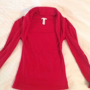 💋Red long sleeve top with a high back beck💋