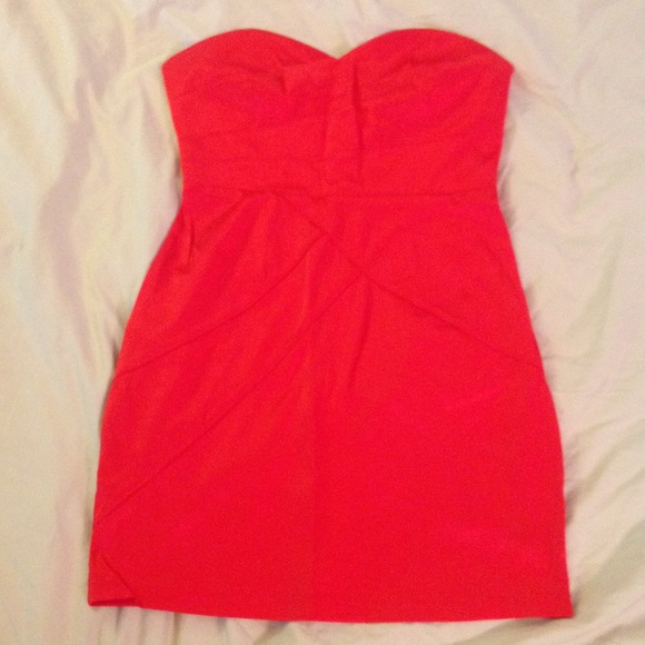 ❌reserve❌💋adorable heart shape top body con dress
