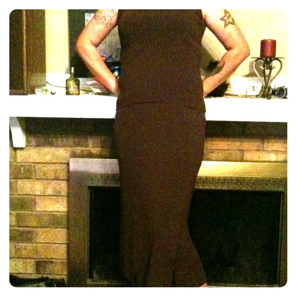 Choc brwn knit top/ matching skirt w/ center slits