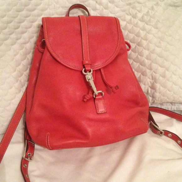 AUTHENTIC COACH RED LEATHER BACK PACK - Picture 2 of 4