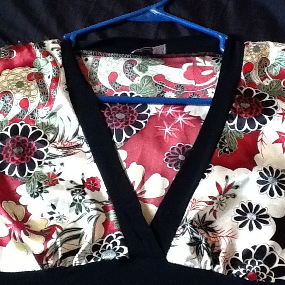 Sold in a bundle!! - Picture 2 of 2