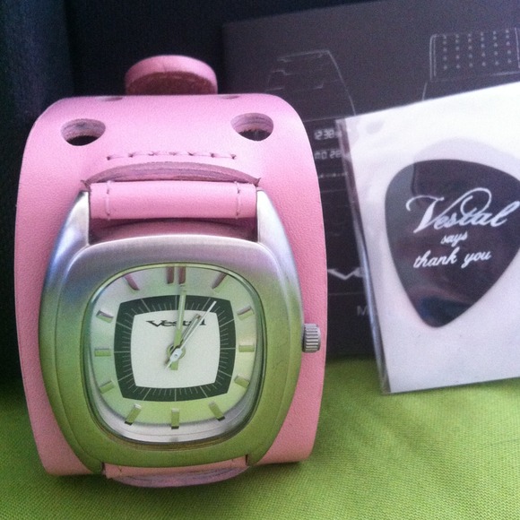 Pink Vestal Watch - Picture 2 of 3