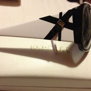 Versace Accessories - Black and white Versace sunglasses Versace Accessories - Black and white Versace sunglasses