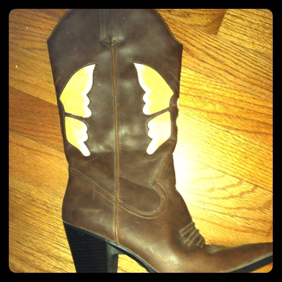 🌟SOLD🌟Brown boots RESERVED for @pyar!