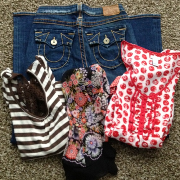 🎀Bundle SOLD to @mray🎀