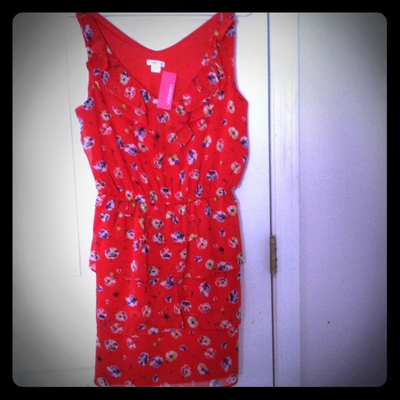Flirty fun summer dress🎀.  ✂REDUCED - Picture 1 of 3