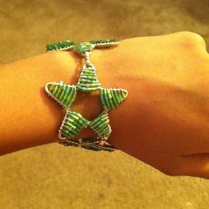 Star shaped bracelet