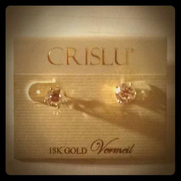 18 gold CZ Studs