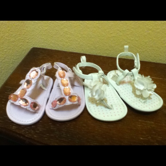 Baby size 2 sandals. (3-6 months)