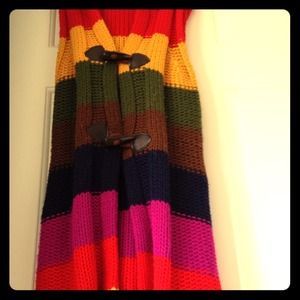 Multi colored long sweater sleeveless jacket
