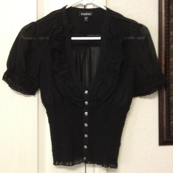 ❌SOLD❌ amylynne914 bebe black blouse w/ ruffle