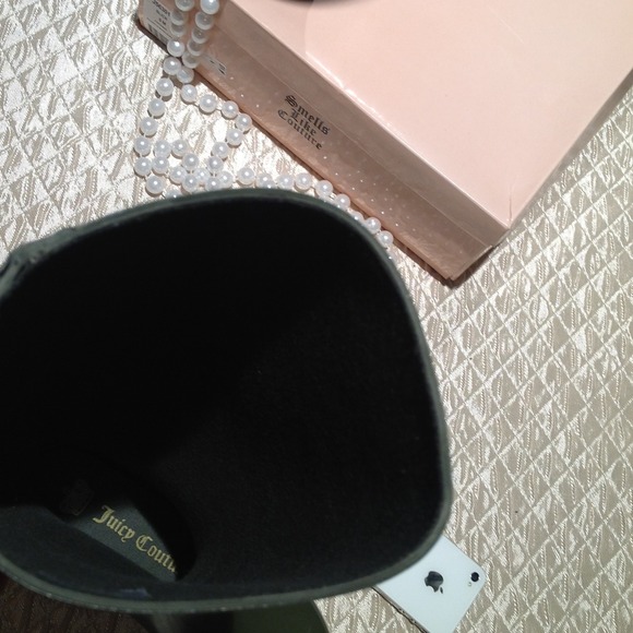 New Juicy Couture Slick olive green rain boots! - Picture 3 of 4