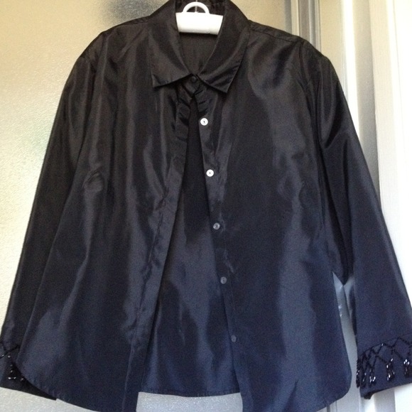 Limited black blouse