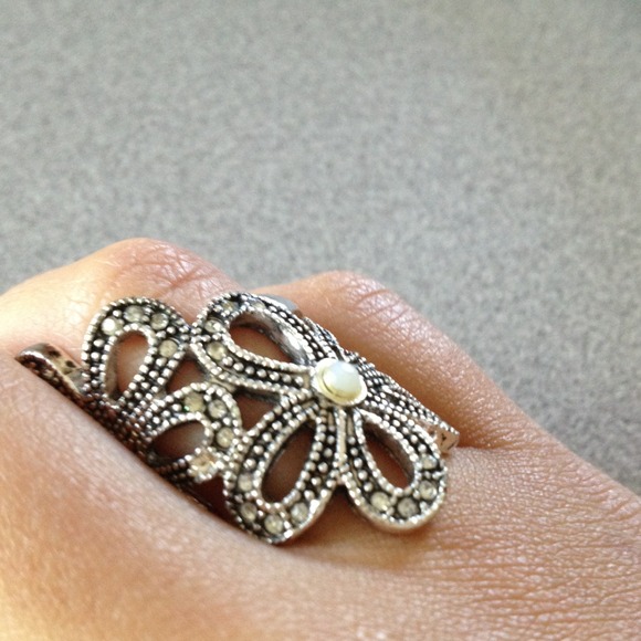 2-Flower Detailed Ring - Silver - Picture 1 of 3