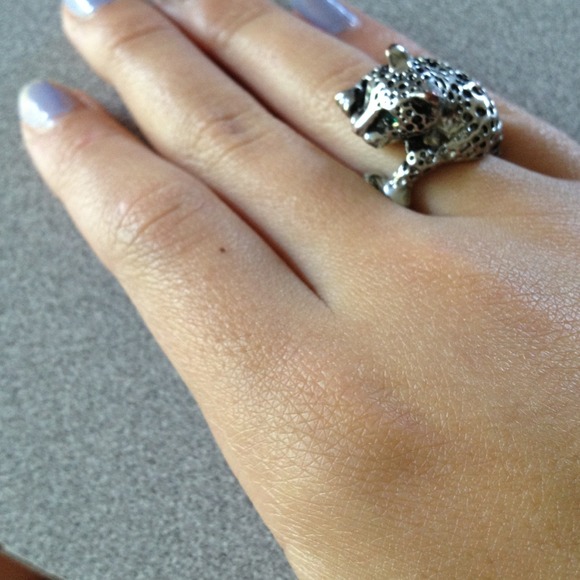 Cheetah Ring - Silver - Picture 2 of 3