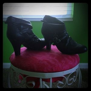 Black Buckle boots