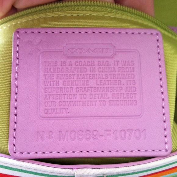 ⚡SOLD!!!  Adorable Coach bag - Picture 2 of 4