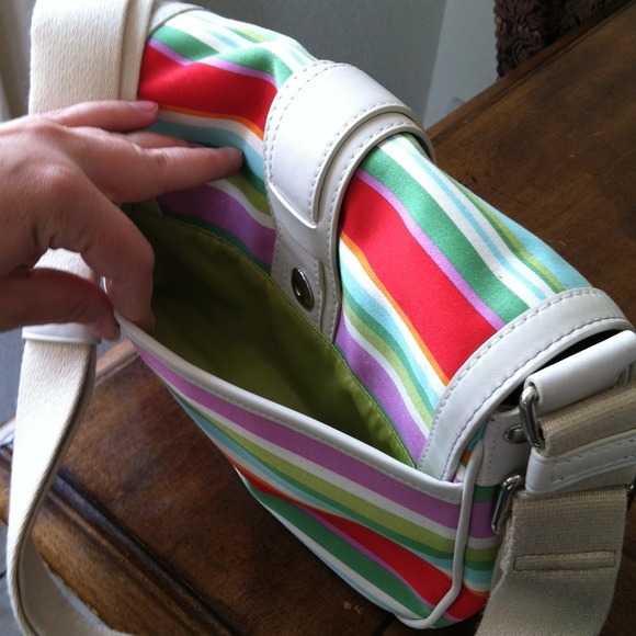 ⚡SOLD!!!  Adorable Coach bag - Picture 4 of 4
