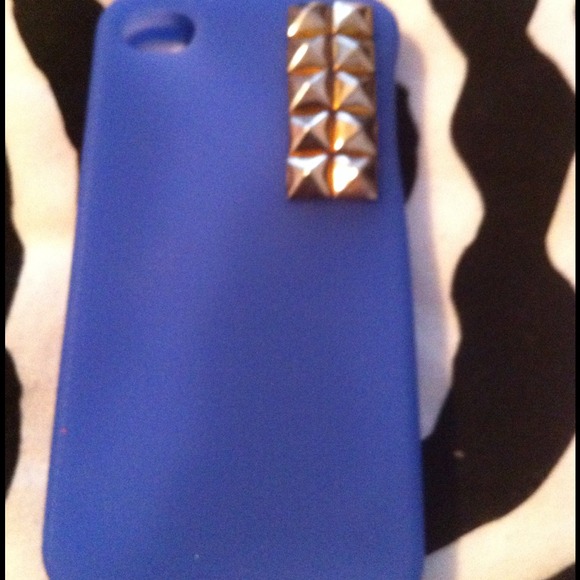 💢SOLD💢blue studded iPhone 4 case