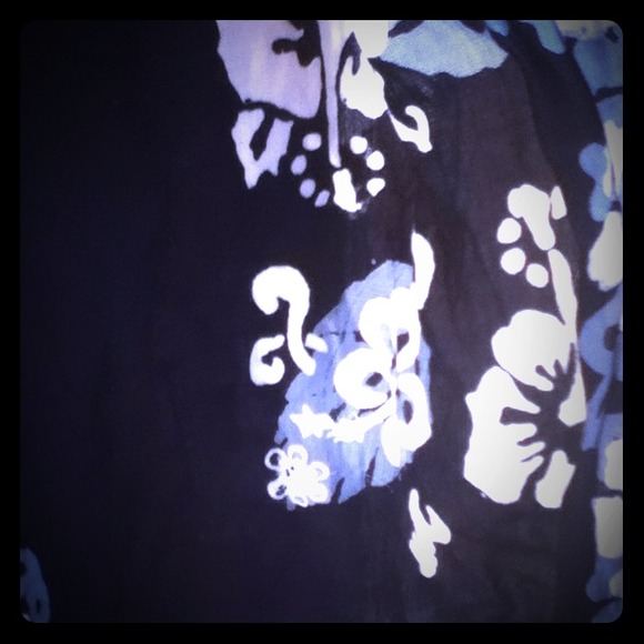 Sarong floral print, skirt or beach wrap ✨newprice