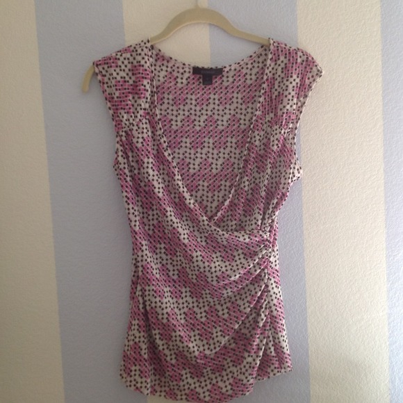 Cute black cream pink top