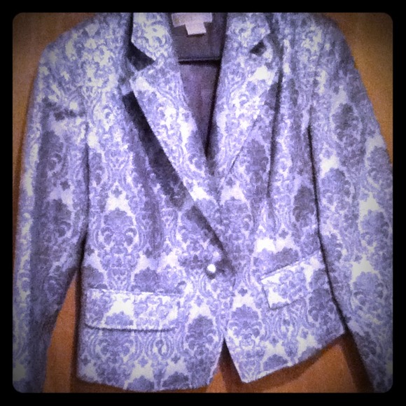 LOWER PRICE!!! BEAUTIFUL MICHEAL KORS BLAZER !