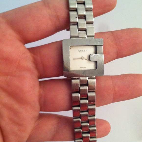 Gucci watch