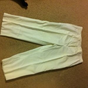 🆕 without tags  Burberry capri