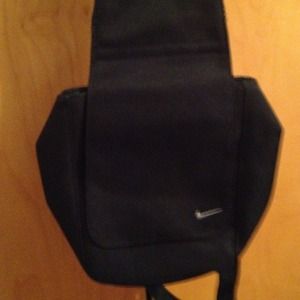 Reserved @ladystro Nike cross bag