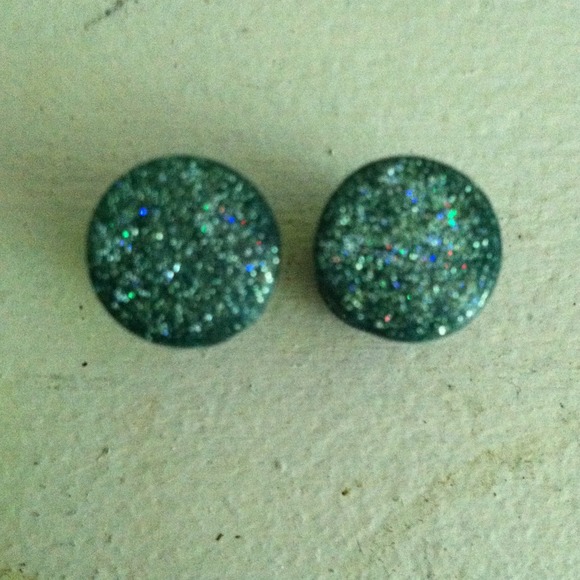 Blue sparkle gauges.