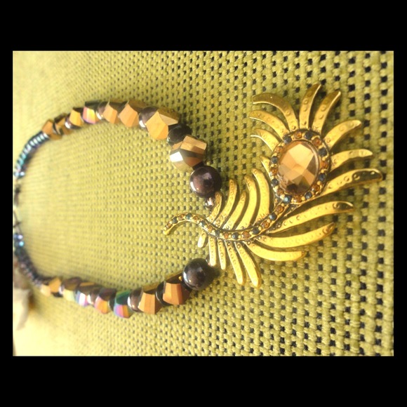 Copper necklace w/crystal embellished leaf pendant