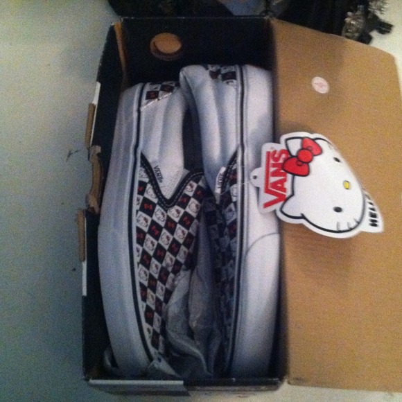 Reserved for vmacias... kitty vans!