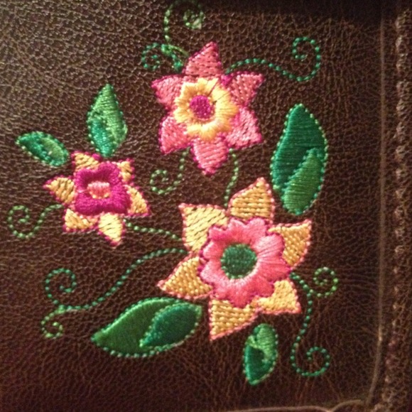 RARE NINTENDO EMBROIDERED CASE - Picture 3 of 3