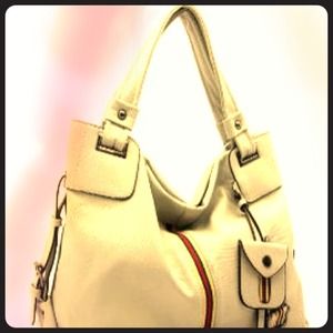 ✨new✨ Handbags - 💢BRAND NEW💢Grey Hobo Handbag ✨new✨ Handbags - 💢BRAND NEW💢Grey Hobo Handbag